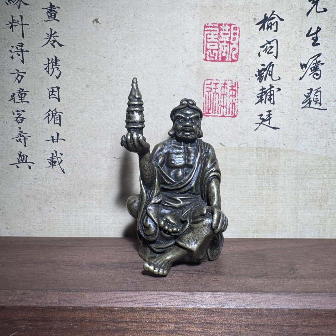 Miniaturstatue aus Messing mit – Unique Table Accessories Bewertung und Preis